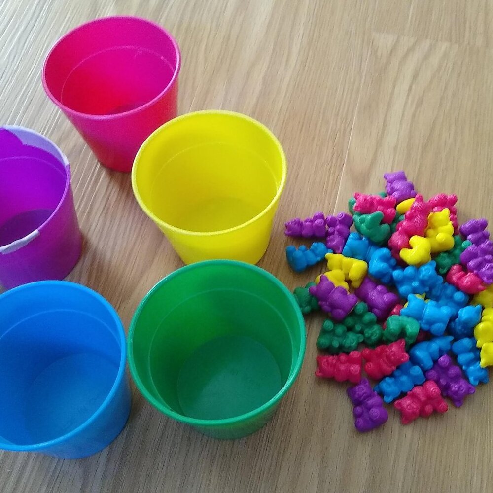 Rainbow Counting Bears x 39 + Colored cup x 5